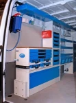 Torretta Syncro Ultra nel NV250 con cassettini a vista, cassetti e vano con anta