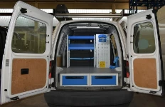 Rivestimento interno con pianale e pannellatura per Berlingo Citroen
