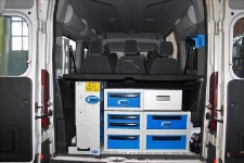 Fiat Ducato eingerichtet für die veterinärmedizinische Fakultät von Syncro System