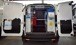 Für die Wartung von Landmaschinen eingerichteter Fiat Doblò