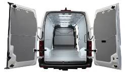 Holzbodenplatte und Beplankung aus vorlackiertem Blech für den Mercedes Sprinter