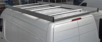 Lastenträger mit Seitenwangen und Laderolle für den Mercedes Sprinter