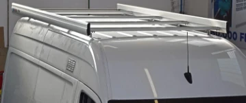 Lastenträger mit Seitenwangen und Laderolle für den Sprinter