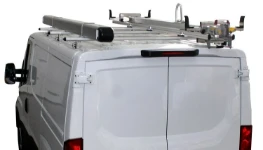 Leiterträger mit einem Ladelift und Laderohr für den Daily Iveco