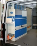 Modulo Syncro Ultra nel NV250 con cassetta di pronto soccorso e supporto per attrezzo