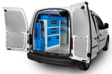 Mit dem System Syncro Ultra eingerichteter Kleintransporter
