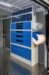 Möbel von Syncro System in einem Kundendienstfahrzeug für Kühlzellen