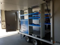 Mobile Werkstatt in einem Anhänger oder Container