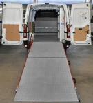 Offene Verladerampe im Opel Movano