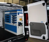 Ope Vivaro mit Syncro Farhzuegeinrichtung