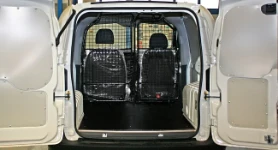 Rivestimento interno con pianale e pannellatura per Berlingo Citroen