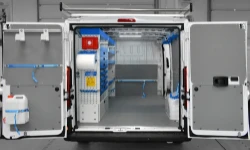 Platzsparende Einrichtung im Fiat Ducato Syncro System