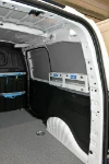 Rechte Seite des Citroen Berlingo mit Spraydosenhalter