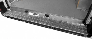Rutschfester Ladekantenschutz aus Riffelaluminium für Ducato/Jumper/Boxer