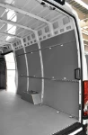 Seitenverkleidung und Bodenplatte für den Iveco Daily