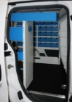 Verwandlung eines Kleintransporters in eine mobile Werkstatt für die Wartung von Personen- und Lastenaufzügen