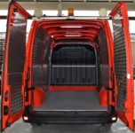 Wandplatten und Verkleidungen aus Riffelaluminium für den Master