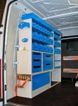 Modulo sinistro dell'allestimento Syncro Ultra nel NV250, con pannello portautensili e portarotoli